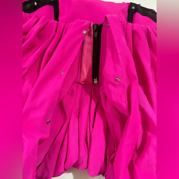 Acler AUS Franklin Magenta Off the Shoulder Pleated Bubble Top AU Fashion Week 4 - Picture 12 of 14